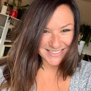 Meet your Posher, Carrie-ann